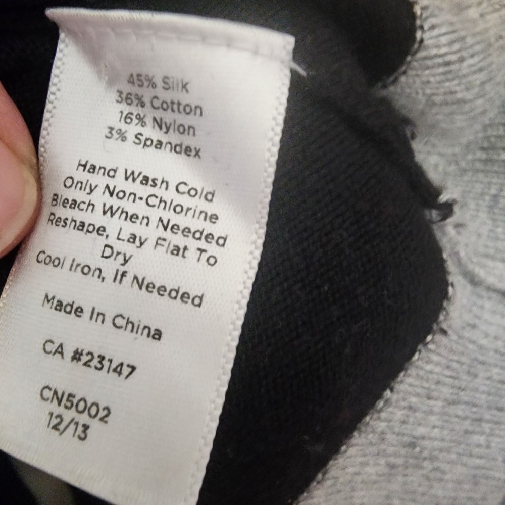 Talbots Sweater Size S Black Gray Color Block 3/4 Sleeve Pullover Silk Blend - Picture 4 of 6